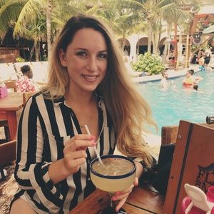 Meet your Posher, Maddie